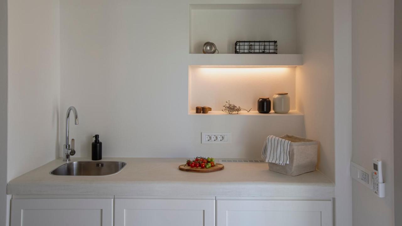 Kalami Suites Ливадион Экстерьер фото